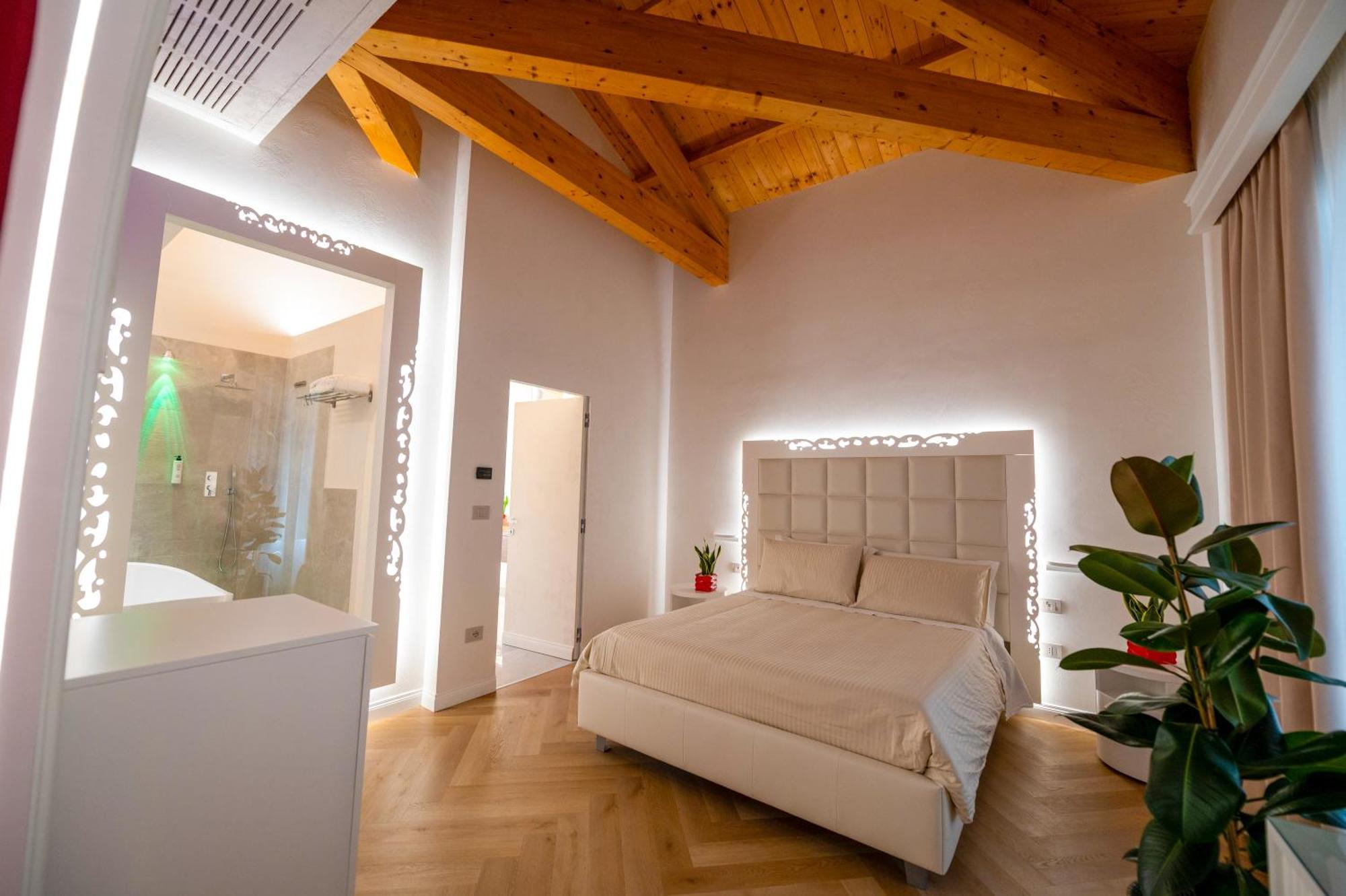 Bed and Breakfast La Divina - Free Parking - Tropea Exterior foto
