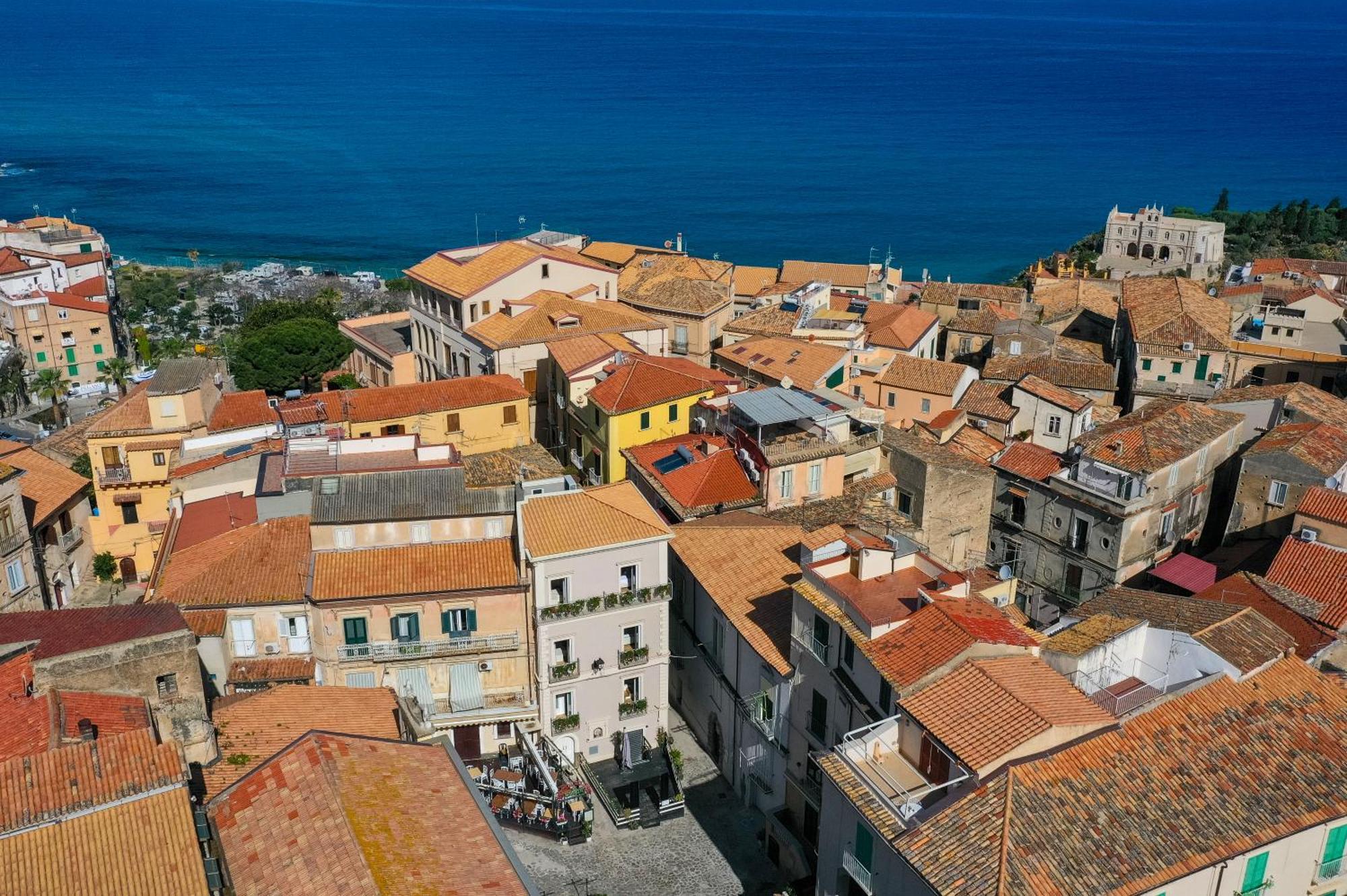 Bed and Breakfast La Divina - Free Parking - Tropea Exterior foto