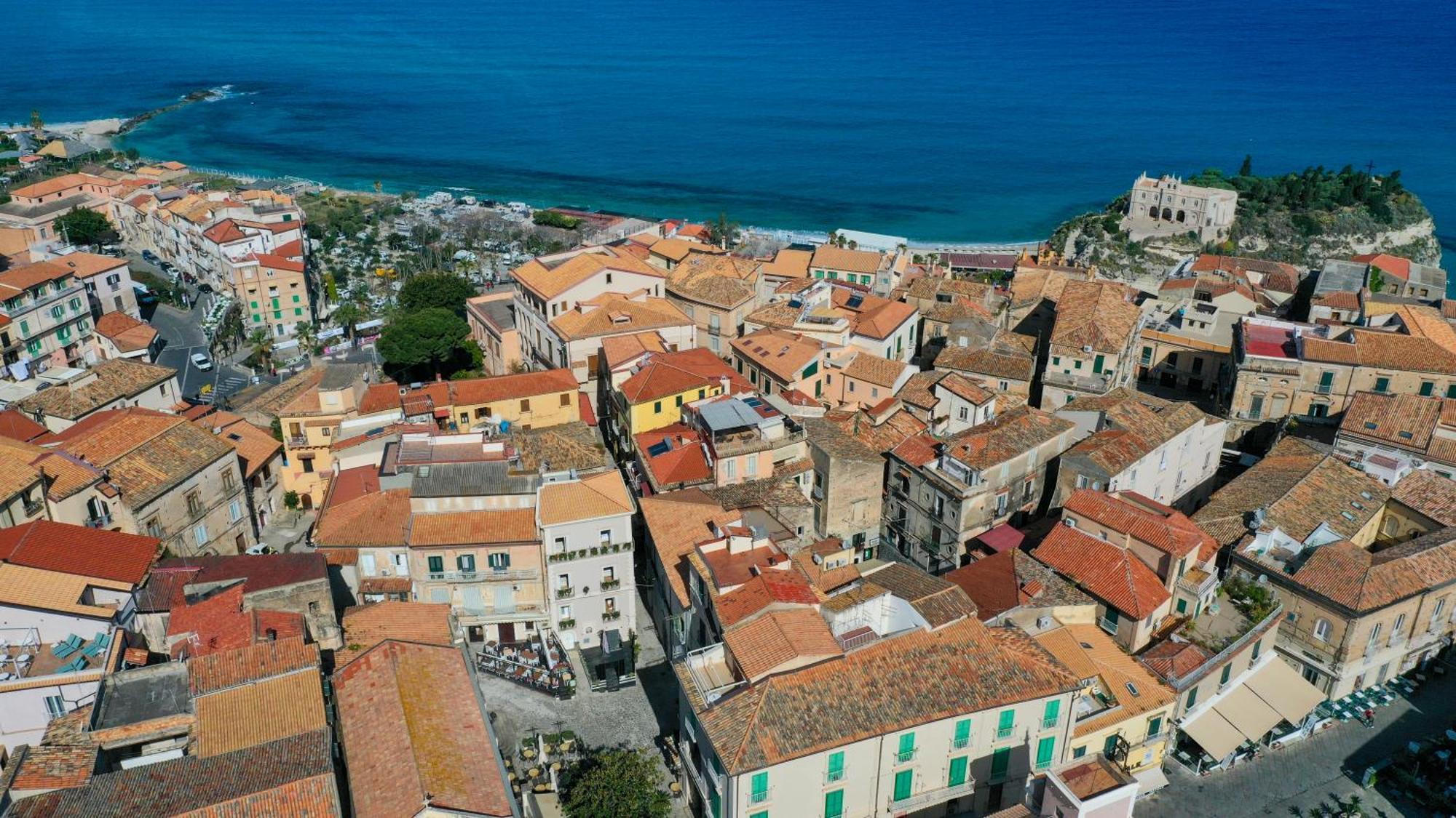Bed and Breakfast La Divina - Free Parking - Tropea Exterior foto